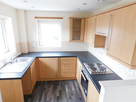 2 bedroom apartment to rent - Photo 4