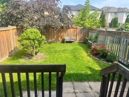 For Lease - 14 Blacksmith Lane, Whitby, Ontario - Photo 5