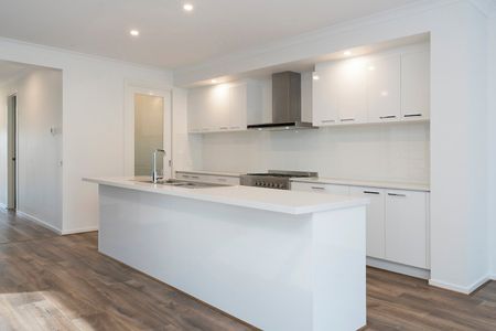 HEART-WARMING FAMILY HOME - Photo 3