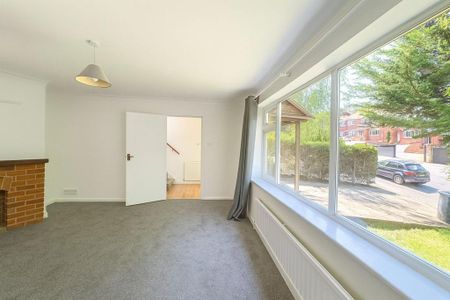 3 bedroom detached house to rent - Photo 2
