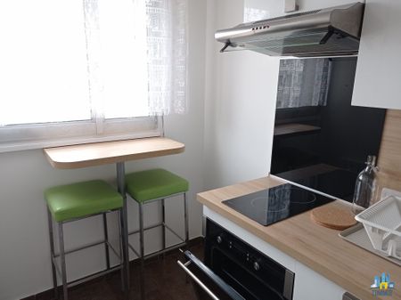Location Appartement 1 pièce 32m² COURBEVOIE 92400 - Photo 4