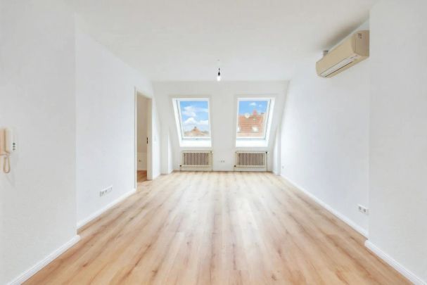 +++ altersgerecht & barrierefrei - zentral & bequem - Erstbezug - 3.OG mit Aufzug - inkl. neuer EBK - Kfz-Stpl. möglich +++ - Photo 1