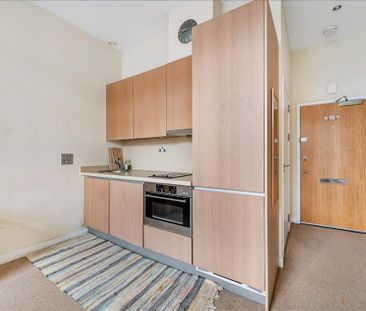 Studio to rent - Photo 4