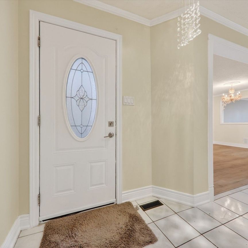 For Lease - 18 Gill Crescent, Ajax, Ontario - Photo 1