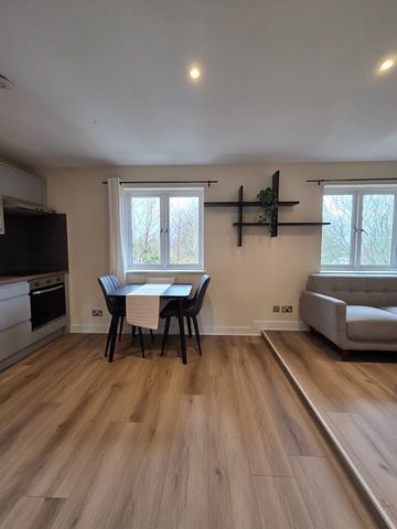 1 Bed Flat, Jamestown Way, E14 - Photo 3