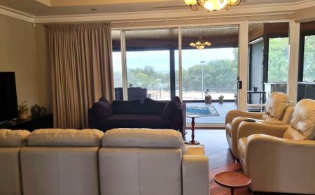 Bullsbrook - Photo 2