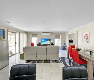 62 Ashwood Gardens, Mitchell Park - Photo 2