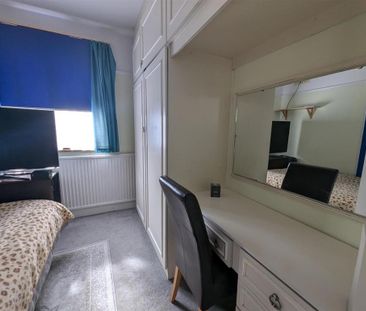 4 bedroom house to rent - Photo 6