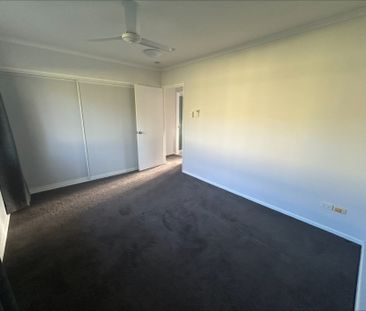 2 BEDROOM STUNNER IN NORTH WARD! - Photo 4