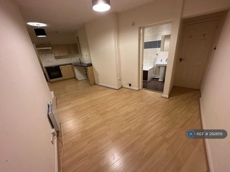 1 bedroom flat to rent - Photo 2