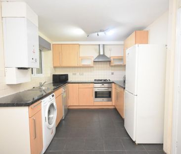 Sadler Court, Hulme, Manchester, M15 5RP - Photo 4