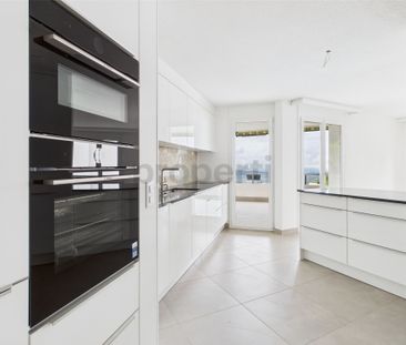 Appartement 4,5 pièces rénové avec vue panoramique - Photo 3