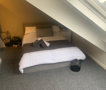 Ninth Avenue Unit 3 - Photo 4