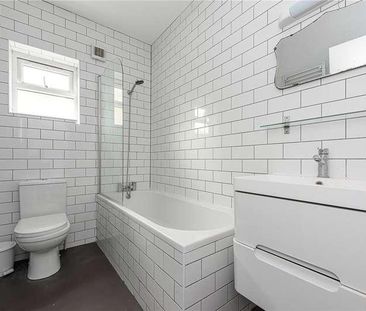 Sellons Avenue, London, NW10 - Photo 2