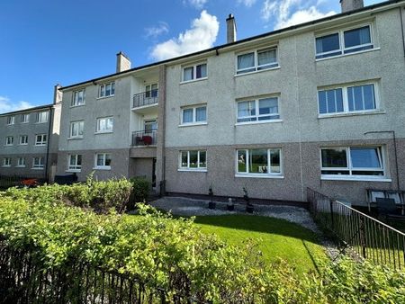 Drakemire Drive, Glasgow, G45 - Photo 2