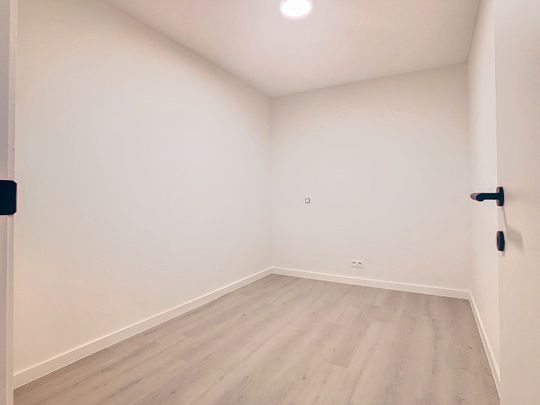 Centraal gelegen gelijkvloers appartement in Staden! - Photo 1