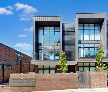 Unrivalled Luxury and Contemporary Elegance with this 3-bedroom Arc... - Photo 5