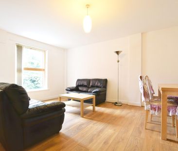 2 bedroom property to rent Apartment 6, Fitzwilliam Court, 19-21 An... - Photo 3