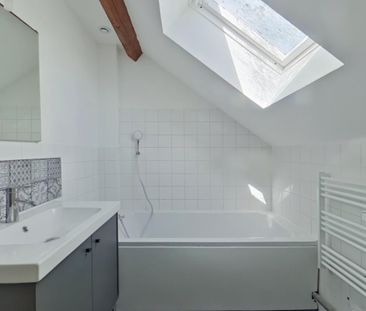 Location Appartement 3 pièces 65m² SCORBE CLAIRVAUX 86140 - Photo 3