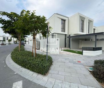 Single Row | Park View | Gated Community with Pool - Photo 4