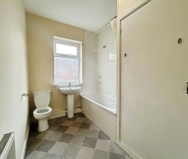 2 bedroom terraced house to rent - Photo 6