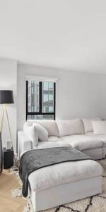 Vancouver Furnished Condo Rental in Yaletown - Fully Furnished 2 BED 2 - Photo 3