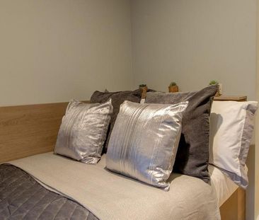 1 bedroom in a flat share to rent - Photo 4