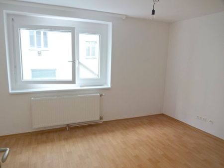 UNBEFRISTET 714,92 € inkl. Heizung&WW, moderne Küche & Bad, ruhige Innenhoflage, 2Min zur U3 - Photo 2