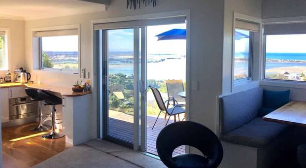 Penthouse flat. Amazing sea & mountain views - Photo 1