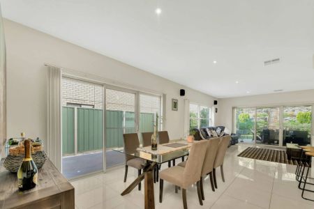 Executive 3-Bedroom Home with Double Garage in Mawson Lakes - Photo 5