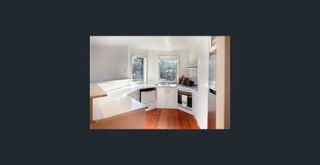 Lovely Unit in the Heart of Woodend - Photo 5