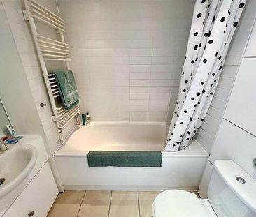 Woodfield Road, Altrincham, WA14 - Photo 6