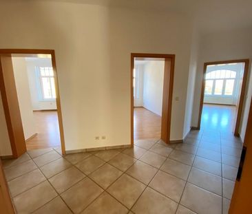 Stark! Große und helle 3 Raum Wohnung in ruhiger Lage! - Foto 1