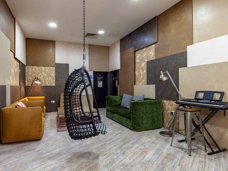 Bronze Studio - Photo 5