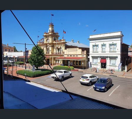 248 Grey Street (Upstairs), Glen Innes, NSW 2370 - Photo 1