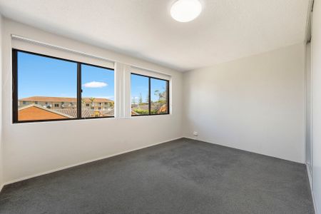 1/2 Oxley Crescent - Photo 3