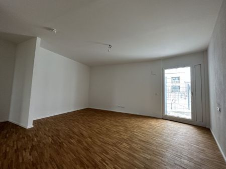 Großzügige 2-Zimmer-Wohnung mit Blick ins Grüne - Foto 2