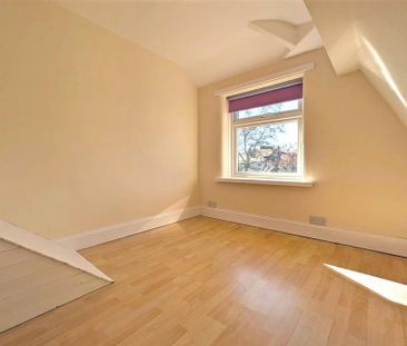 3 bedroom semi-detached house to rent - Photo 4