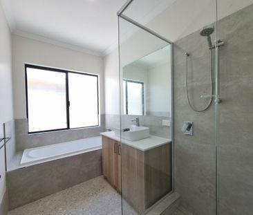 Low-Maintenance Family Home - Photo 5