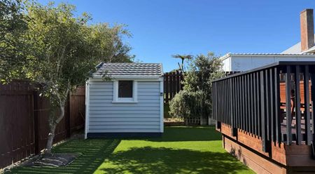 WELL PRESENTED FAMILY HOME - Photo 4