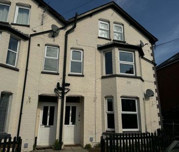 1 bedroom flat to rent - Photo 4