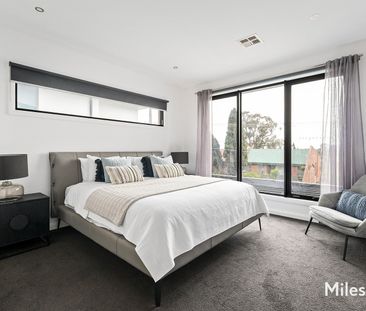 52 Myrtle Street, Ivanhoe - Photo 4