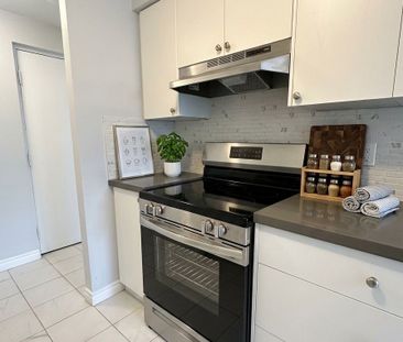 For Lease - 15 Mowat Boulevard Unit# 4, Kitchener, Ontario - Photo 1