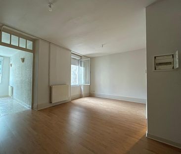 Location Appartement 3 pièces 58m² VALS LES BAINS 07600 - Photo 1