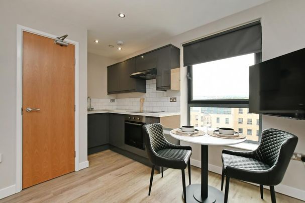 Studio to rent - Photo 1