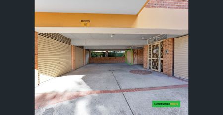 Massive Three Bedroom Apartment for rent at Lakemba - Photo 3