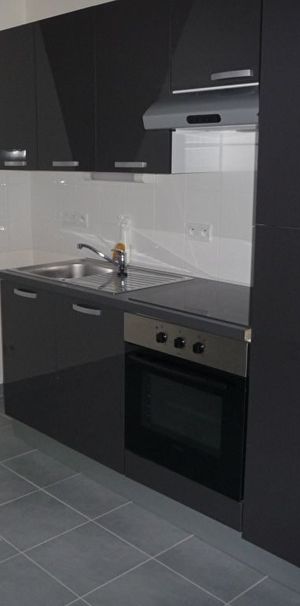 "LE CHATELET" - Location Appartement tours : 18.25 m2 - Photo 1
