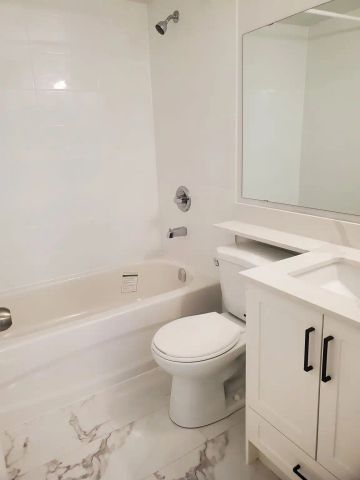 The Berkeley — 1-Bedroom Apartment-Newly Renovated - $500 Move in credit - Photo 5