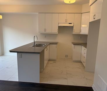For Lease - 82 Mckernan Avenue, Brantford, Ontario - Photo 3