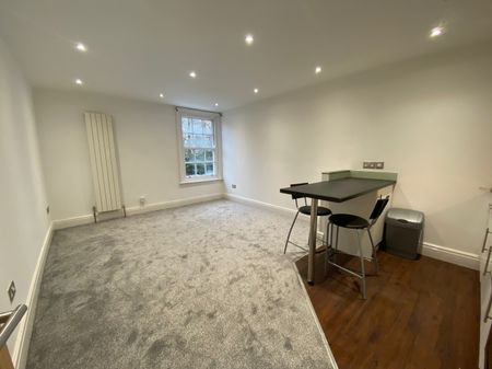 Flat 5, 39, West Cliff, Preston - Photo 2